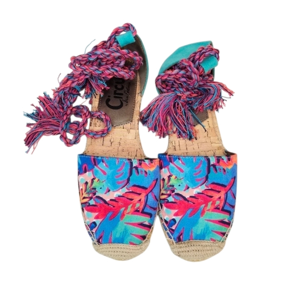 Circus by Sam Edelman Lenora Ankle Wrap Espadrille Flats – Size 6